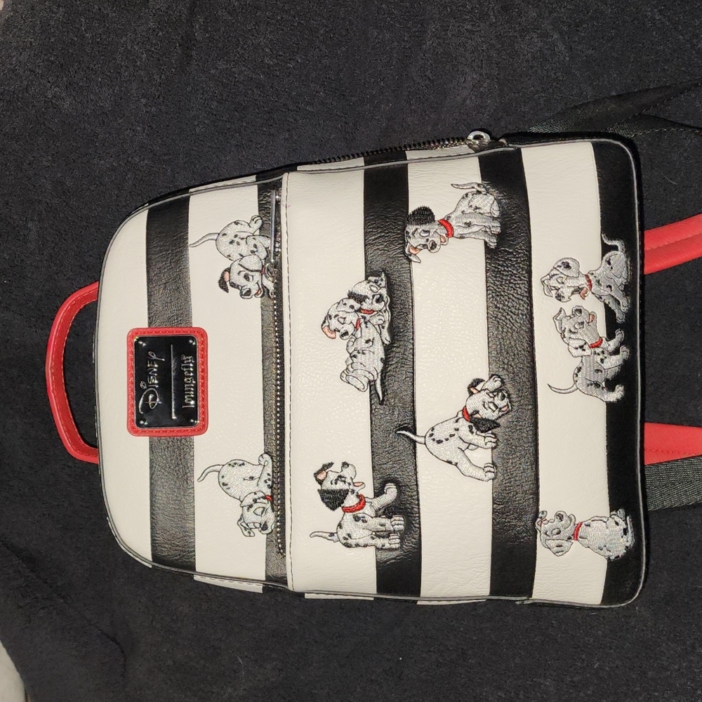 DISNEY - 101 Dalmations Loungefly- Mini backpack